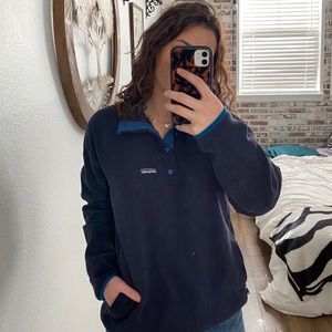 PATAGONIA NAVY SWEATER